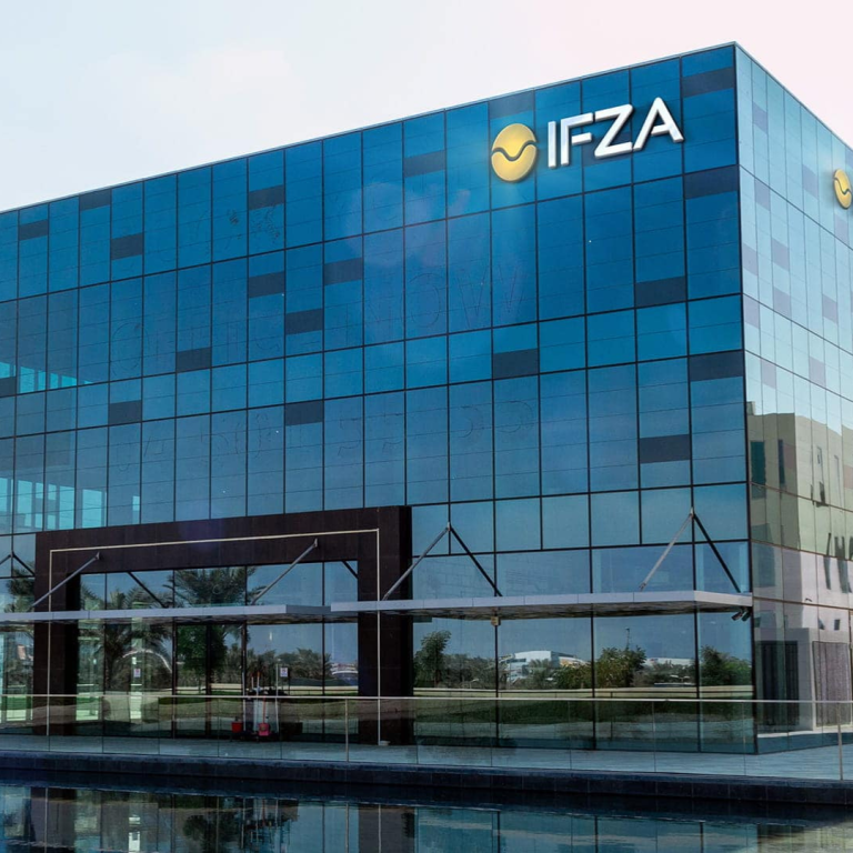 Creación de empresas en IFZA